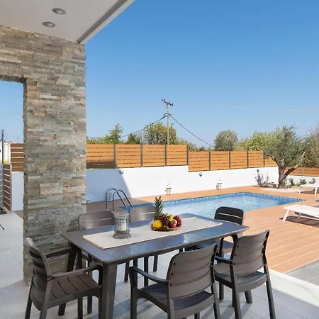 Terpsis Pool فيلة Asgourou