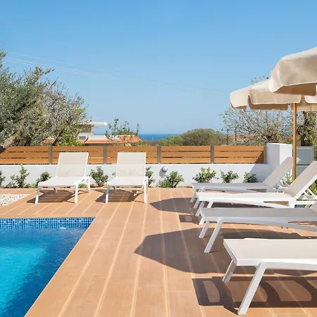 Terpsis Pool فيلة Asgourou