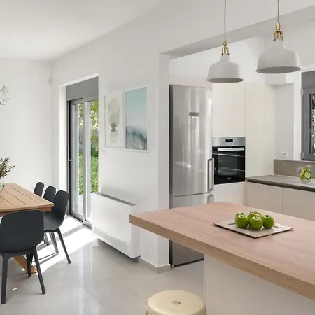 Villa Terpsis Pool *