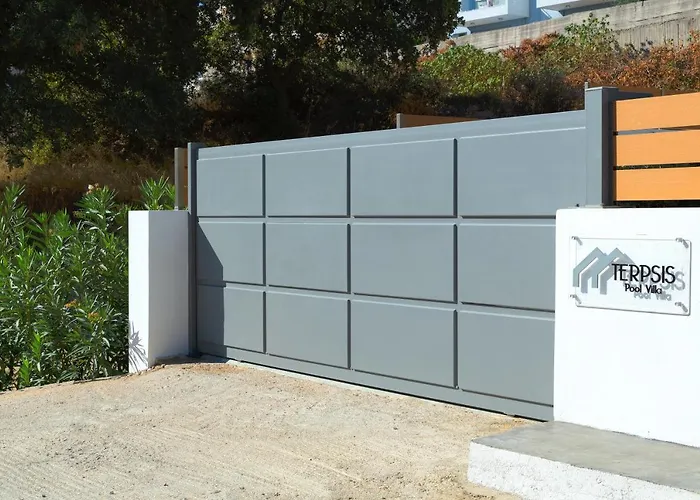 Villa Terpsis Pool *