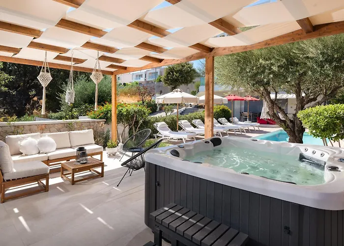 Villa Terpsis Pool Asgourou