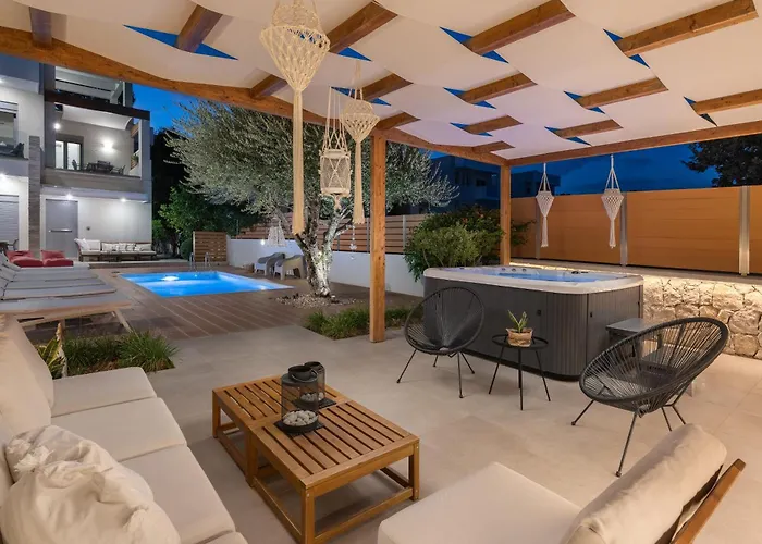 Terpsis Pool * Asgourou