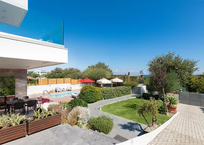 Terpsis Pool Villa *