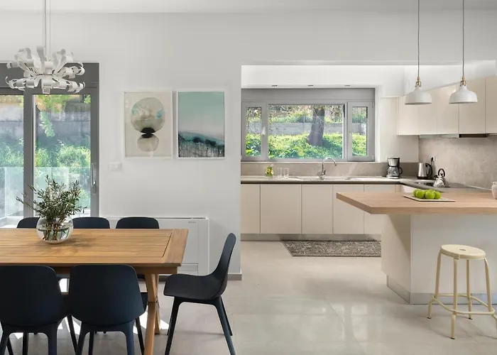 Villa Terpsis Pool *